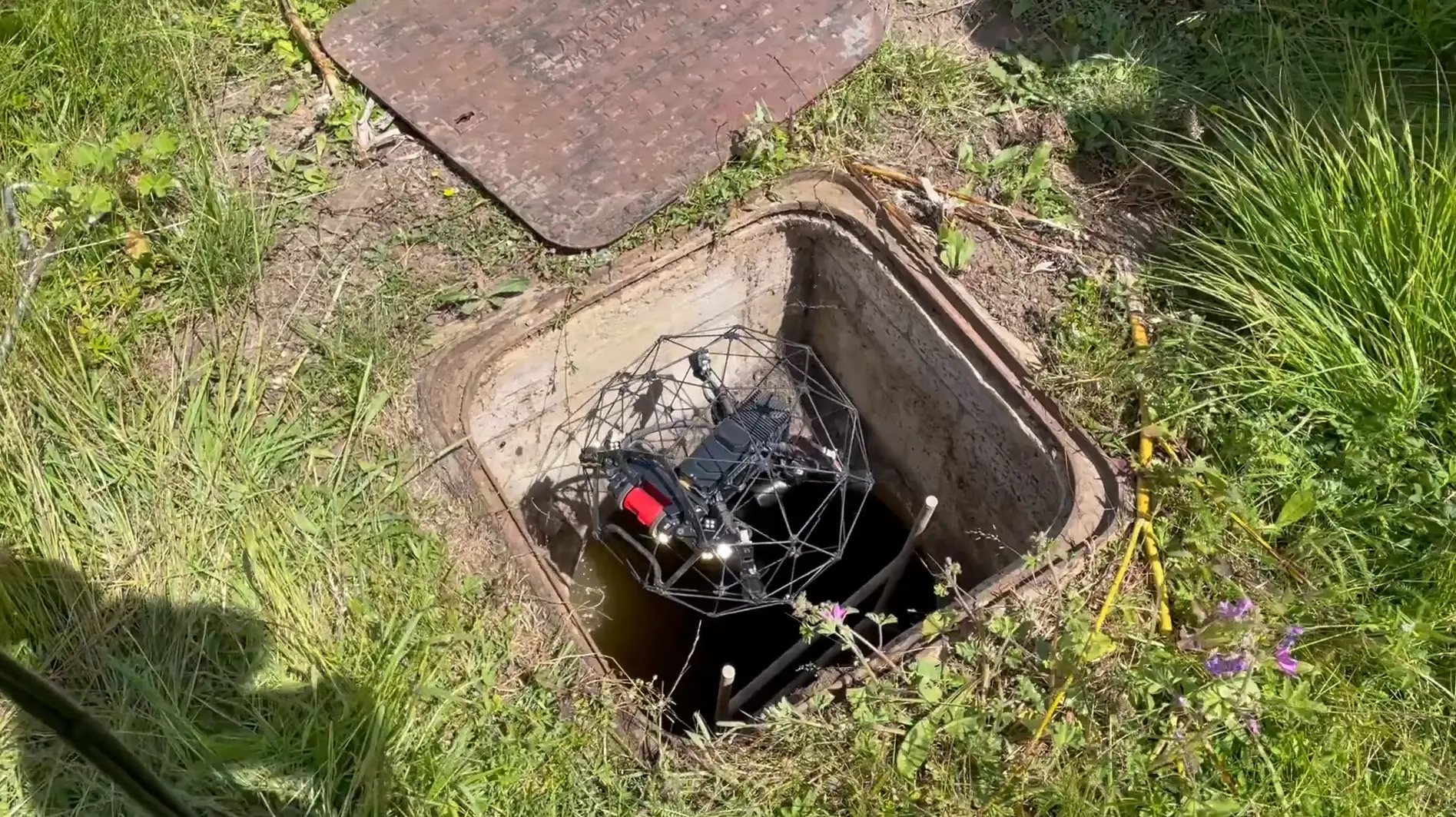 Confined space culvert inspection using the Elios 2 drone